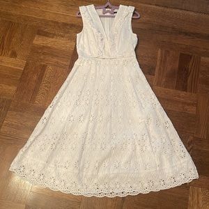 Zara woman’s lace dress